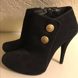 Guess Short Black Booties